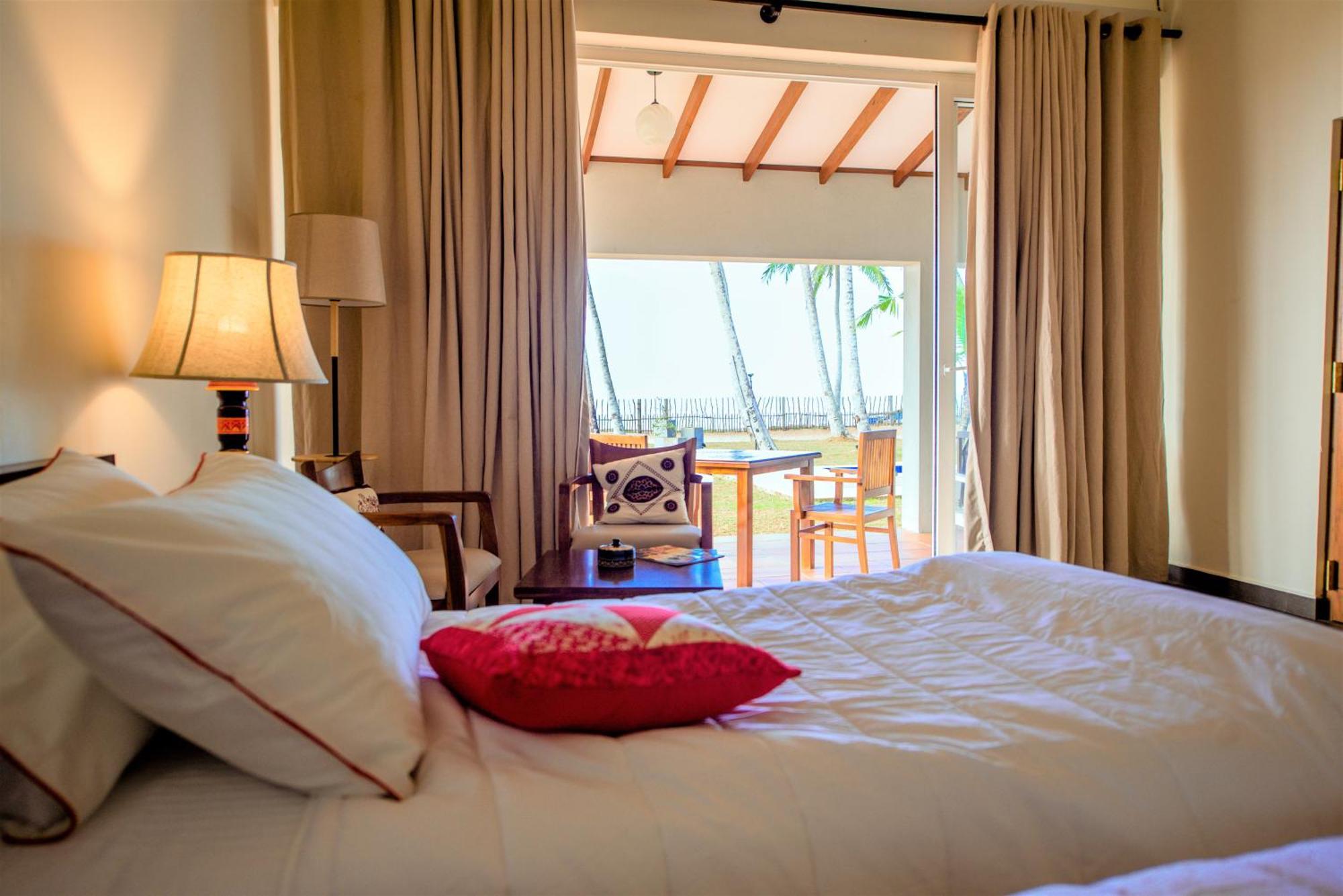 Arhimser Villa-Superb 4 Bedroom Beachfront For 8 In Ranna, Tangalle, Bb, Pool, Free Pick Up For 7 Night Stays Arriving Together, Serviced, Taxes Included المظهر الخارجي الصورة