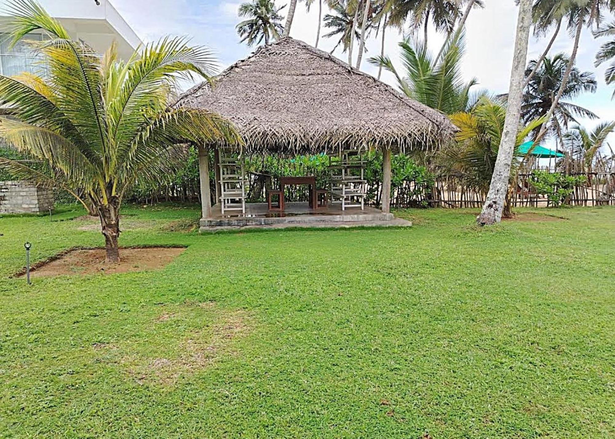 Arhimser Villa-Superb 4 Bedroom Beachfront For 8 In Ranna, Tangalle, Bb, Pool, Free Pick Up For 7 Night Stays Arriving Together, Serviced, Taxes Included المظهر الخارجي الصورة